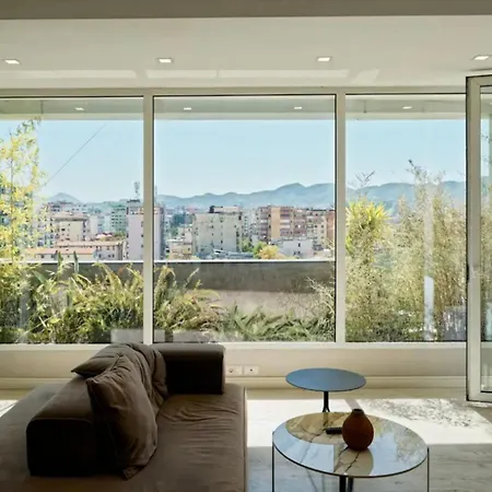 Aparthotel Luxurious Tirana